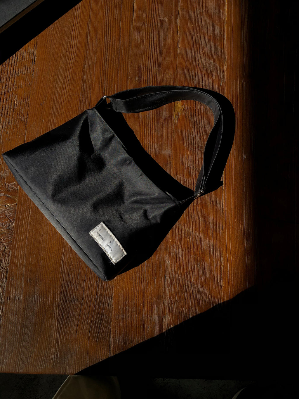 Cartera Luna Negra